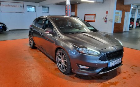 2017 Ford Focus 1.5 TDCi 120PS ST-Line