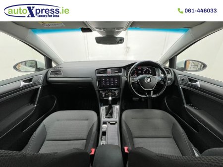 2019 Volkswagen Golf - photo 2
