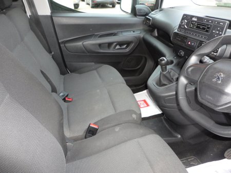 2021 Peugeot Partner - photo 6