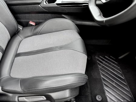 2024 Peugeot 5008 - photo 13