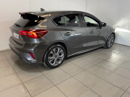 2023 Ford Focus - photo 3