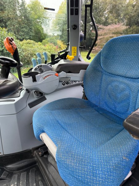2014 New Holland T7.200 - photo 14