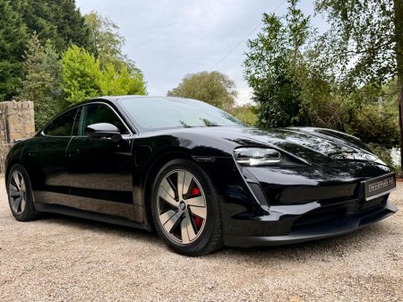 2023 Porsche Taycan - photo 2