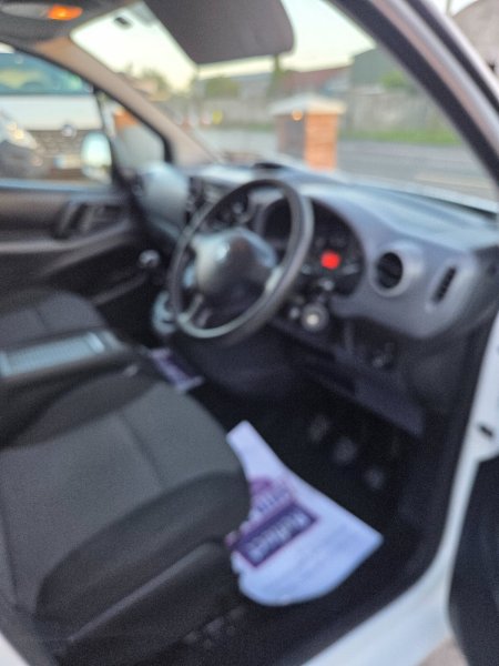 2018 Peugeot Partner - photo 5