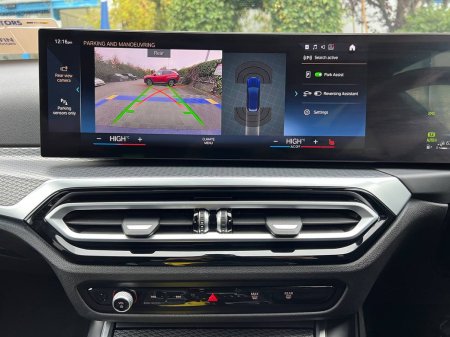 2022 BMW 3-Series - photo 7