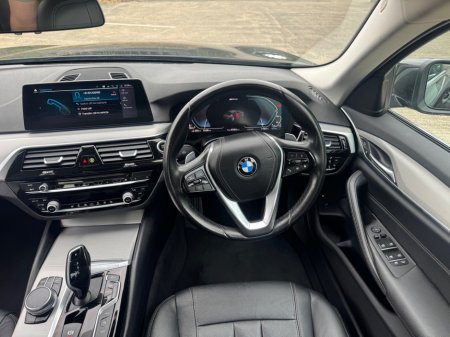 2020 BMW 5-Series - photo 6