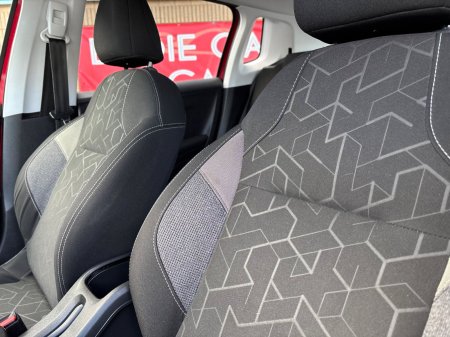 2018 Peugeot 2008 - photo 11