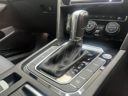 2017 Volkswagen Passat - photo 11