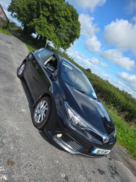 2016 Toyota Auris 1.2 D4-T 5Dr Luna