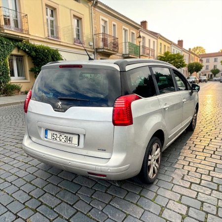 2015 Peugeot 5008 - photo 17