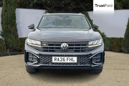 2026 Volkswagen Touareg - photo 6