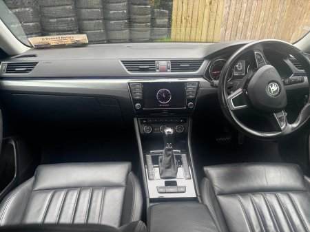 2016 Skoda Superb - photo 9