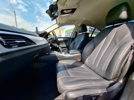 2020 BMW 5-Series - photo 10