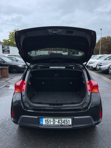 2015 Toyota Auris - photo 11