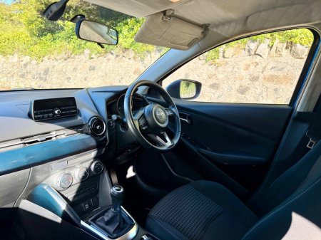 2017 Mazda Mazda2 - photo 16