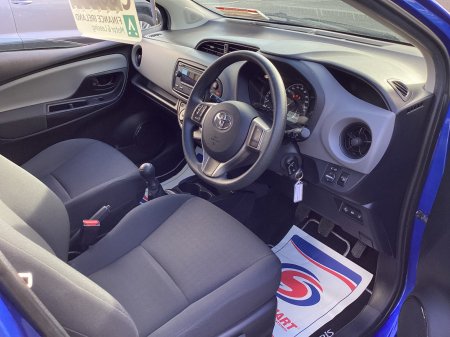 2020 Toyota Yaris - photo 8