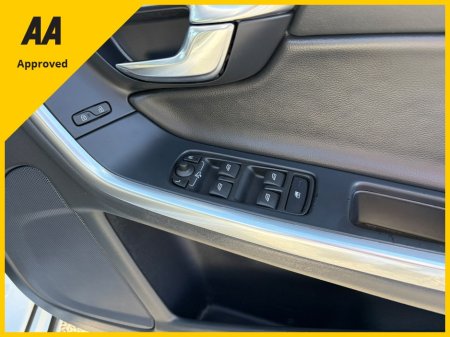 2017 Volvo V60 - photo 16