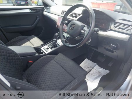 2022 Skoda Superb - photo 8