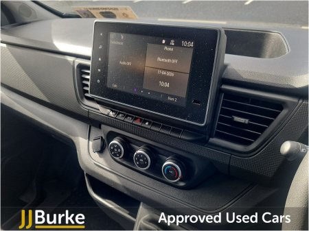 2025 Renault Trafic - photo 9