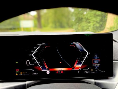 2023 BMW 3-Series - photo 37
