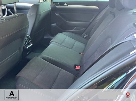 2019 Volkswagen Passat - photo 18