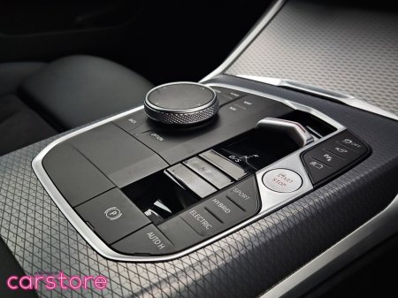 2024 BMW 3-Series - photo 20
