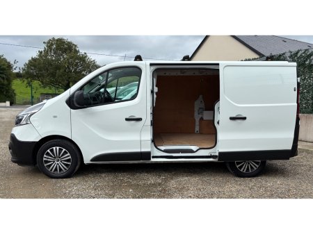 2020 Renault Trafic - photo 5