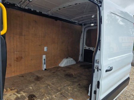 2020 Ford Transit - photo 7