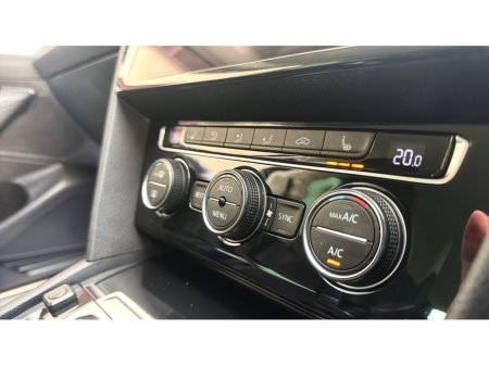 2020 Volkswagen Passat - photo 27