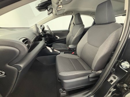 2023 Toyota Yaris - photo 6
