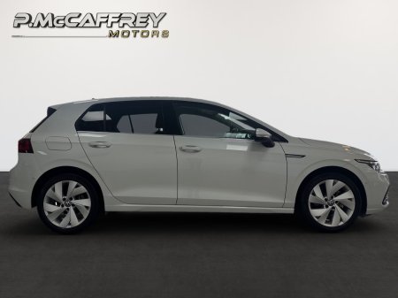 2022 Volkswagen Golf - photo 4