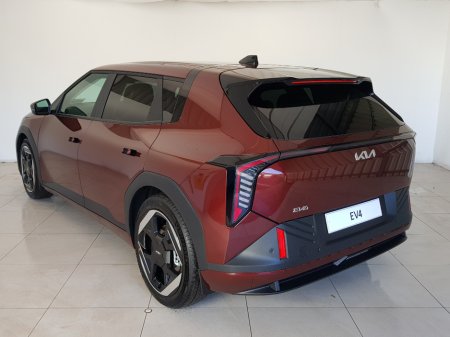 2027 Kia EV4 - photo 3
