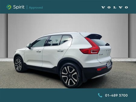 2021 Volvo XC40 - photo 2