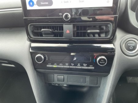 2026 Toyota Yaris Cross - photo 14