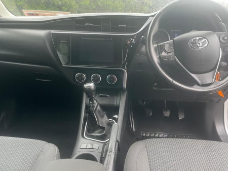 2017 Toyota Corolla - photo 8