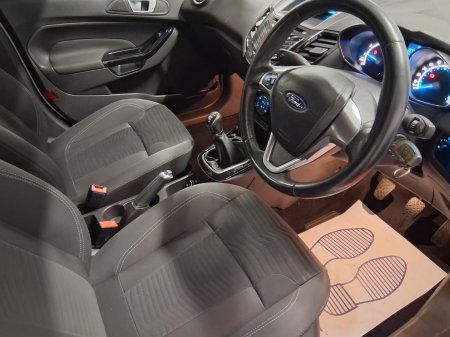2014 Ford Fiesta - photo 6
