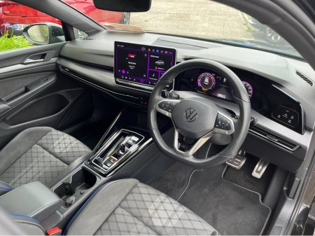 2024 Volkswagen Golf - photo 14