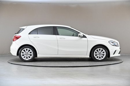2018 Mercedes-Benz A-Class - photo 11