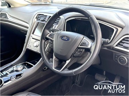 2020 Ford Mondeo - photo 12