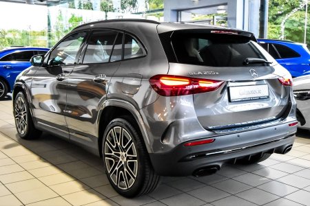 2026 Mercedes-Benz GLA - photo 4