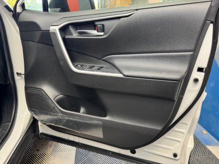2020 Toyota RAV4 - photo 19