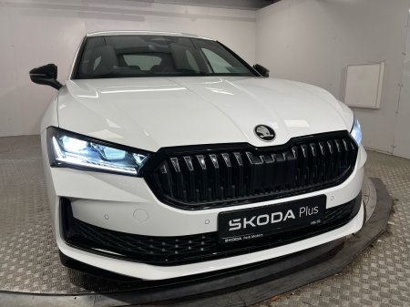 2026 Skoda Superb - photo 18