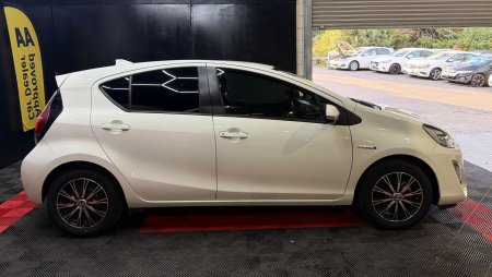 2015 Toyota Aqua - photo 20