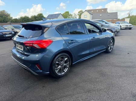 2022 Ford Focus - photo 3