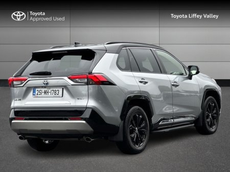 2025 Toyota RAV4 - photo 2