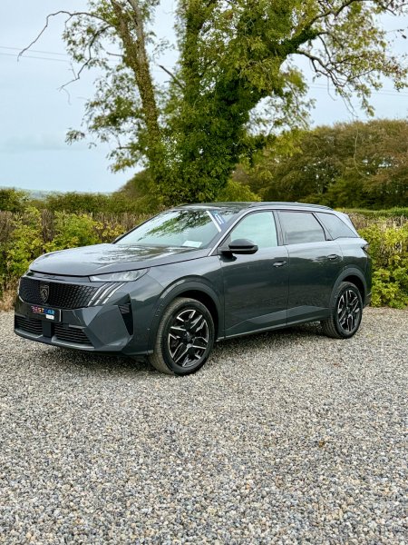 2025 Peugeot 5008 - photo 6