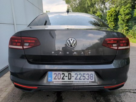 2020 Volkswagen Passat - photo 12