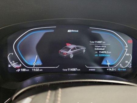 2021 BMW 5-Series - photo 9