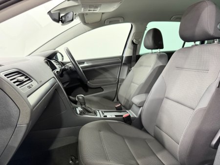 2020 Volkswagen Golf - photo 10
