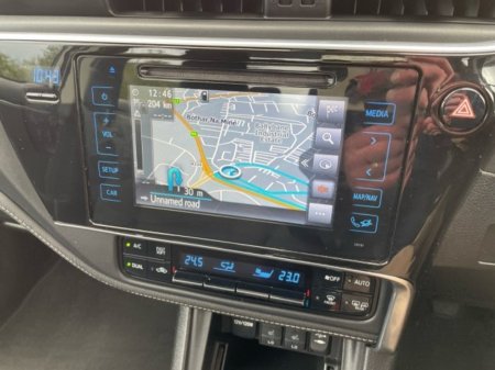 2018 Toyota Corolla - photo 14